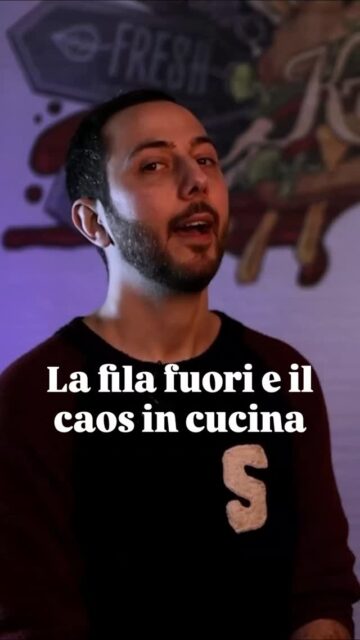 Era il 25 maggio del 2017, il giorno dell'apertura. Fuori c'era una fila che nessuno si aspettava. Dall'esterno sembrava tutto perfetto ma dietro le quinte si scatenava il putiferio. Eppure stava funzionando. Non so ancora come, ma stava funzionando. Quella sera nessuno di noi l'ha mai dimenticata.Video completo nel link in Bio
